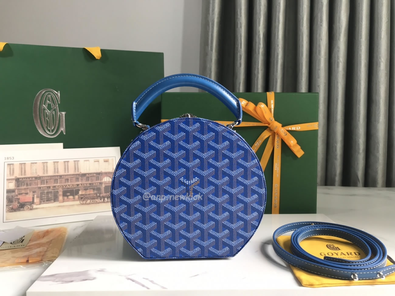 Goyard Alto Hat Box Bag 16.5 Cm X 7 Cm X 18 Cm (4) - newkick.app